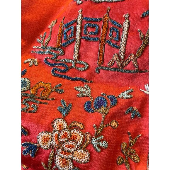 Vintage red silk Chinese jacket with Forbidden Stitch Peking Knot embroidery - Picture 5 of 9